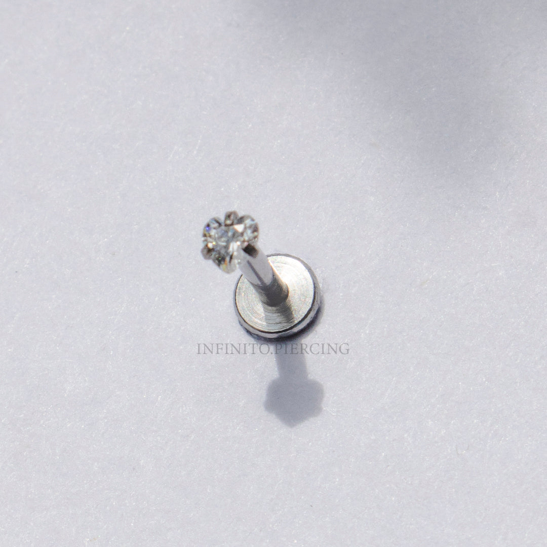 LABRET MINI CORAZÓN ZIRCONIA TITANIO