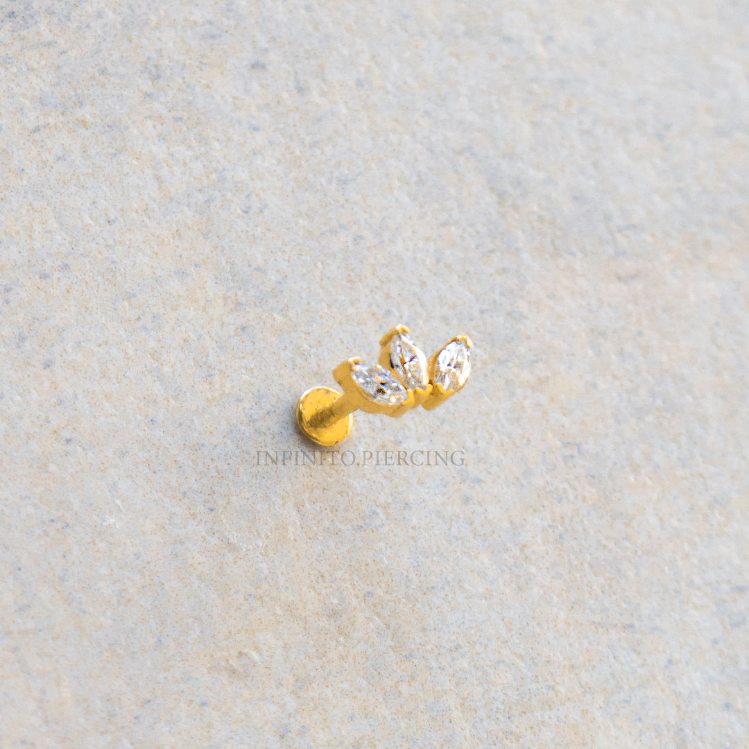 LABRET TRES PETALOS MOISSANITA ORO 18K