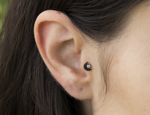 TRAGUS